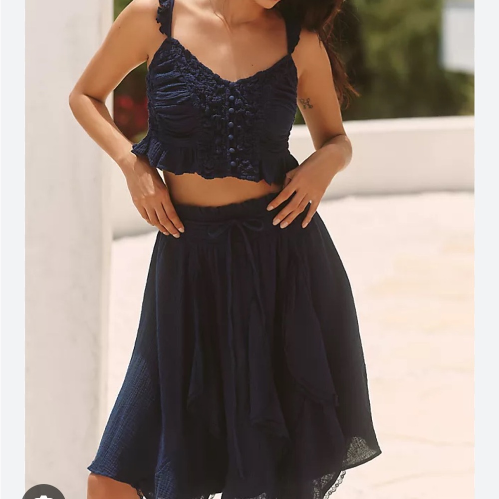 CELANDINE SMOCKED CROP TOP